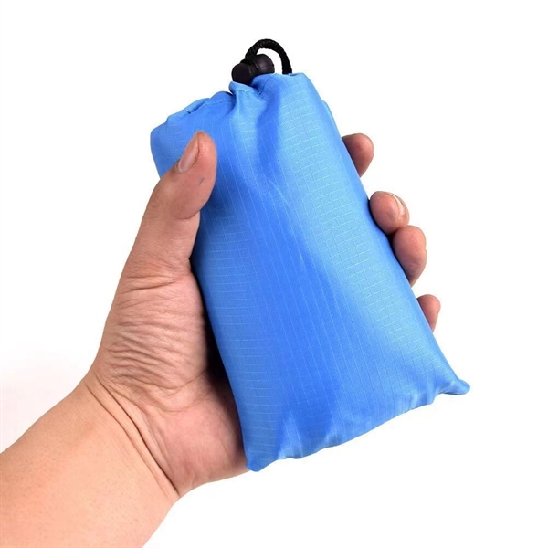 Outdoor Pocket Blanket