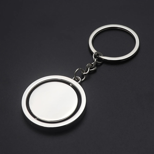 Keychain with Spinning Center Meda
